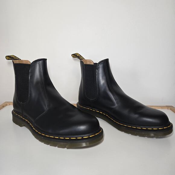 Dr. Martens 2976 YS Chelsea Boots Black Leather Ankle Pull On US W 10/ M 9 - Picture 1 of 9